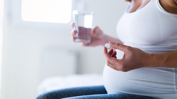 У противоэпилептического препарата выявлен риск применения при беременности